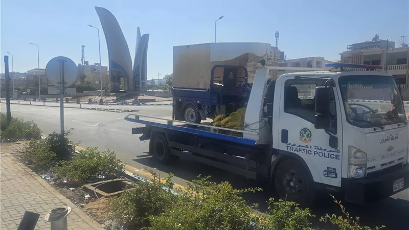 تكثيف الحملات المرورية ومنع سير التروسيكل والبتش باجى بمطروح