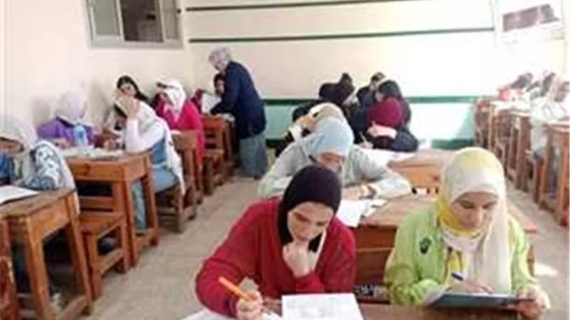 بدء تصحيح امتحانات الشهادة الإعدادية فى البحر الأحمر..غداً