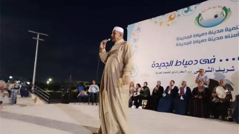 ثقافة دمياط تواصل فاعليات مع الغناء الشعبى بالمسرح الروماني
