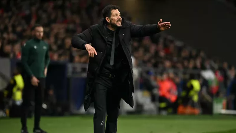 سيميوني يعلن قائمة أتلتيكو مدريد المشاركة في كأس العالم للأندية