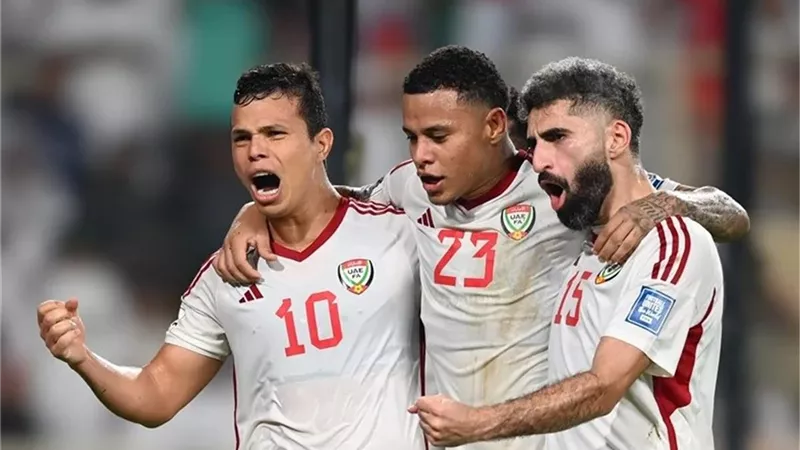 الإمارات تتأهل لملحق تصفيات كأس العالم بالتعادل مع قرجيكستان.. فيديو