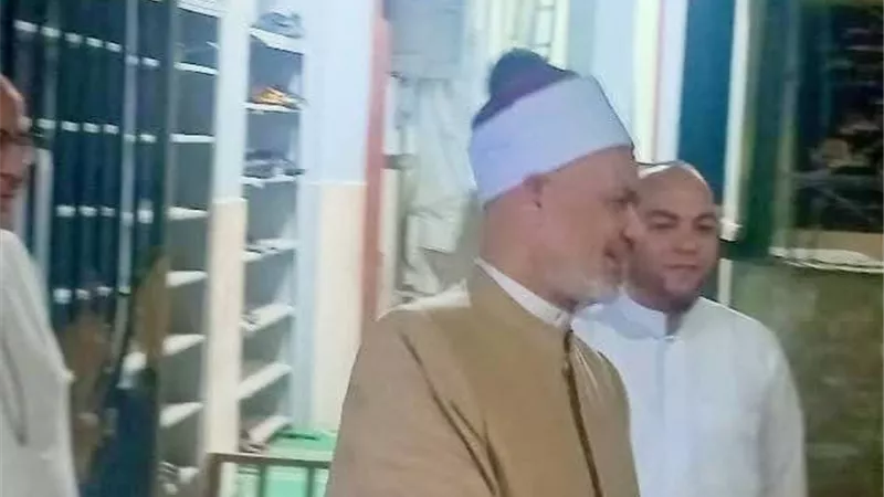 حملات مفاجئه لوكيل وزاره الاوقاف ببنى سويف للتفتيش على المساجد