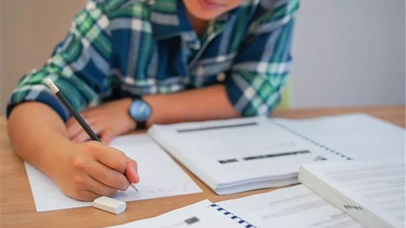 نشط عقلك..أنشطة ذكية لتحفيز التفكير لدى طلاب الثانوية