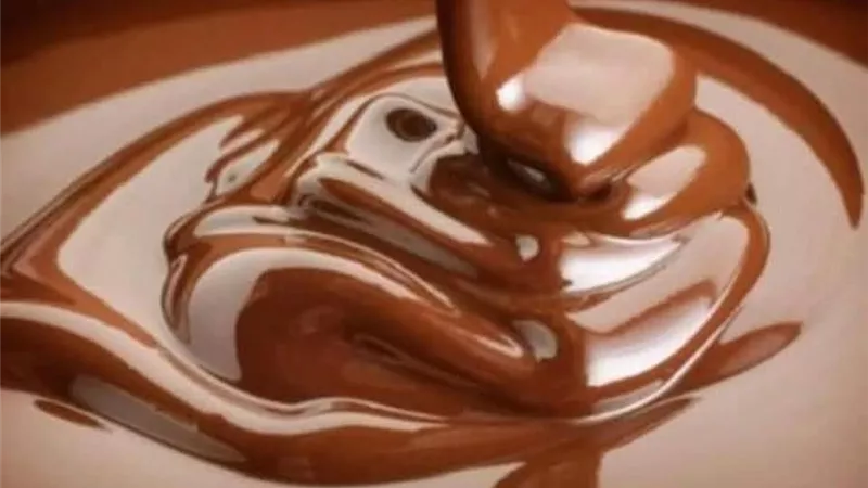 أسهل صوص شوكولاتة للكيك