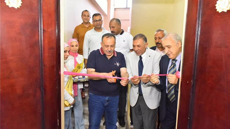 محافظ أسيوط,التأمين الصحي,المسالك البولية