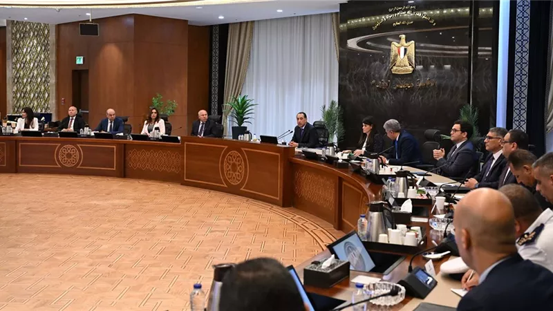 مدبولي يتابع اللمسات الأخيرة لفعاليات افتتاح المتحف المصري الكبير