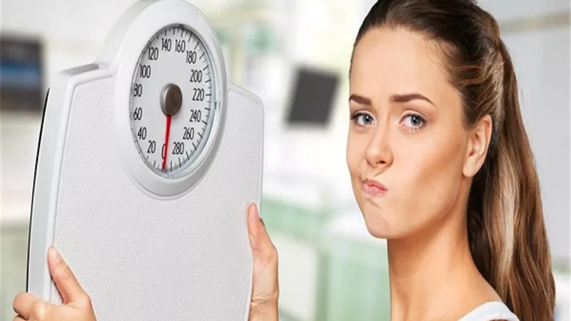 خرافات غذائية تُلاحق النساء..16 معلومة مغلوطة عن فقدان الوزن