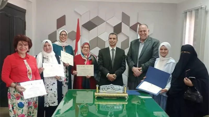 تعليم كفرالشيخ يكرم الفائزين في المسابقة الفنيةللهجرة غيرالشرعية