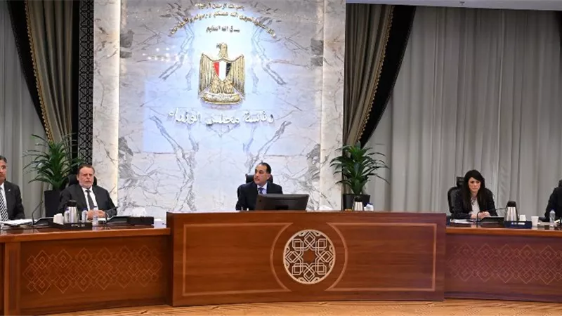 رئيس الوزراء يترأس اجتماع المجموعة الوزارية الاقتصادية