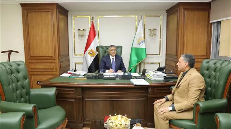 النجار يعقد اجتماعًا لبحث الاستعدادات النهائية لامتحانات الثانوية