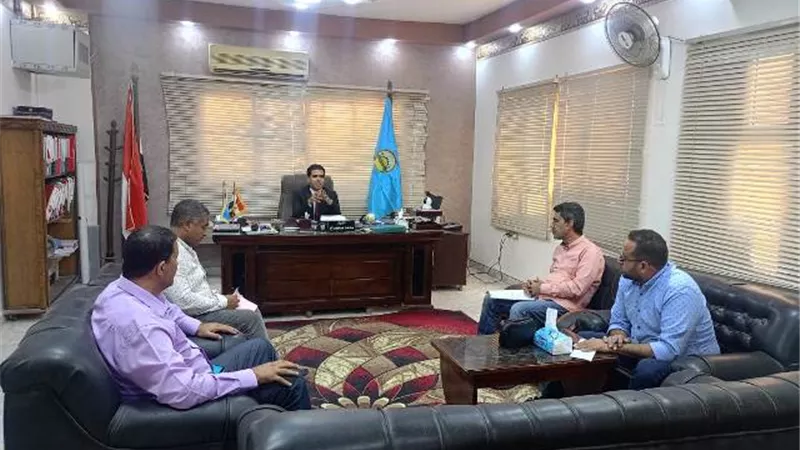 نائب محافظ مطروح يعقد اجتماعًا لتنسيق آليةاستقبال المخلفات الصلبة
