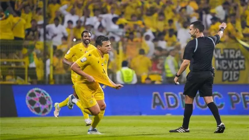 بعد 11 عاما .. البرازيلى ليما يعلن رحيله عن الوصل الإماراتى