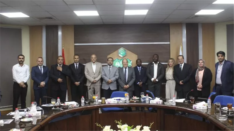 جمعية مستثمري العاشر تستقبل وفداً من الكونغو الديمقراطية