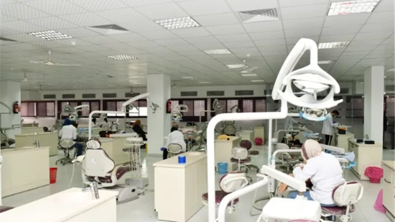 جامعة قناة السويس تعلن تشغيل تجريبي كامل لمستشفى طب الأسنان