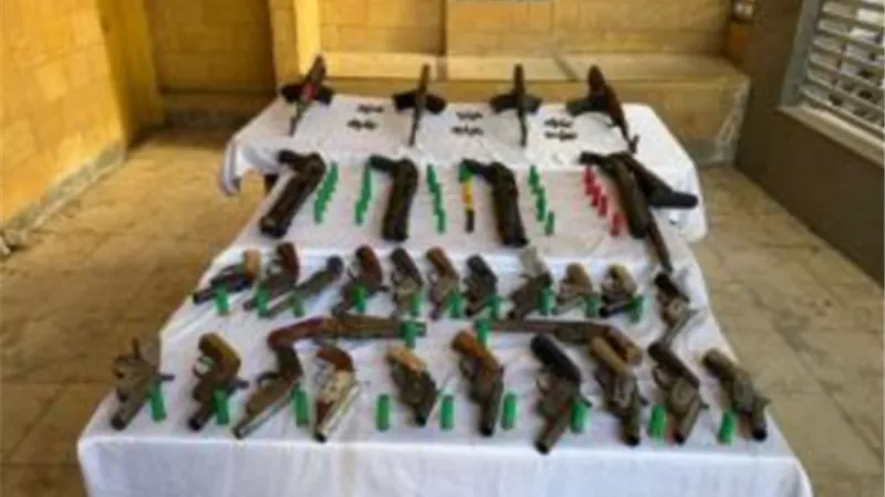 حملات أمنية لضبط الخارجين عن القانون بدمياط وأسوان