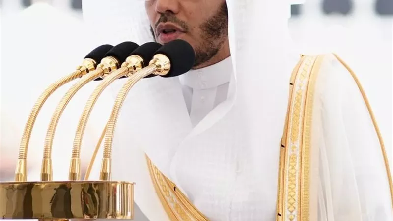 خطيب المسجد الحرام : التوحيد أساس الدين و قوامه
