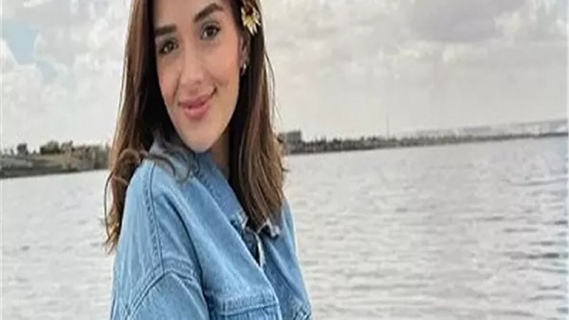 أنغام تدعم ملك أحمد زاهر فى أزمتها الصحية