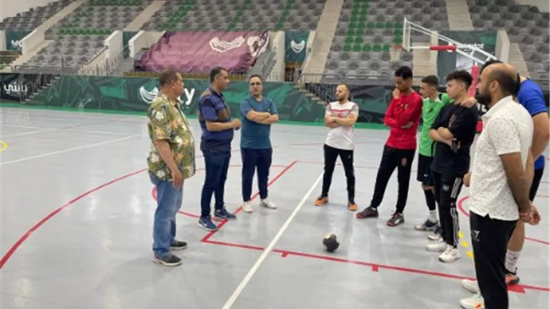 مدير الرياضة بالقليوبية يتفقد تدريبات منتخب كرة اليد