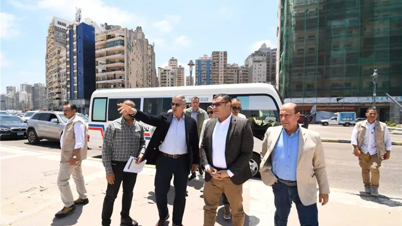 الإسكان: مشروعات جديدة لتوسعة كورنيش الإسكندرية وترميم الواجهات