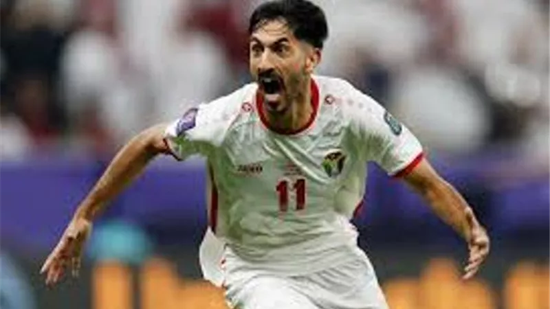 نجم المنتخب الأردني يكشف حقيقة مفاوضات الزمالك