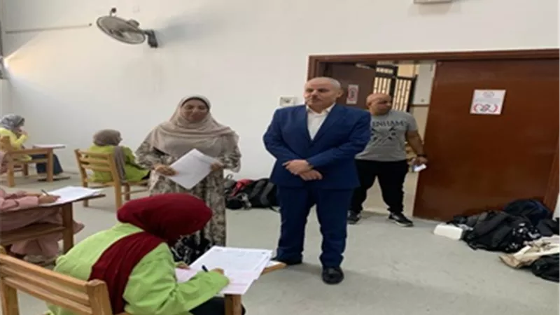 رئيس جامعة القناة يشدد على الدقة والسرعة في رصد نتائج الامتحانات