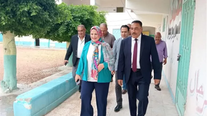 2923 طالبًا وطالبة يؤدون امتحانات الثانوية العامة بمطروح