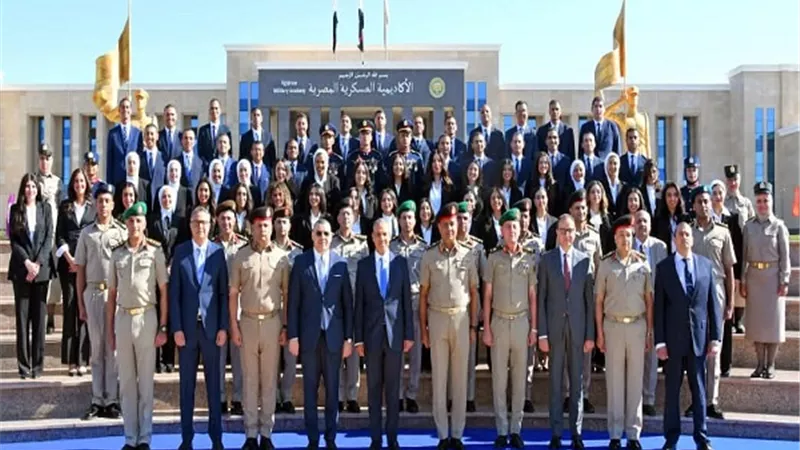 الأكاديمية العسكرية المصرية تنظم مراسم تخريج الدورة التدريبية رقم (8)