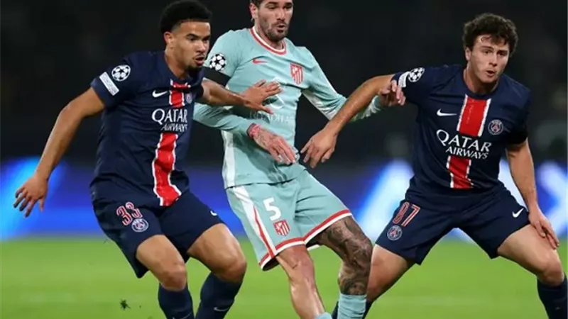 مبارة باريس واتلتيكو مدريد حصرياً لايف على الجمهورية يوتيوب