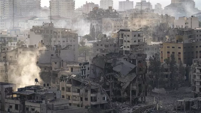 انقطاع خدمات الاتصالات في جنوب ووسط قطاع غزة