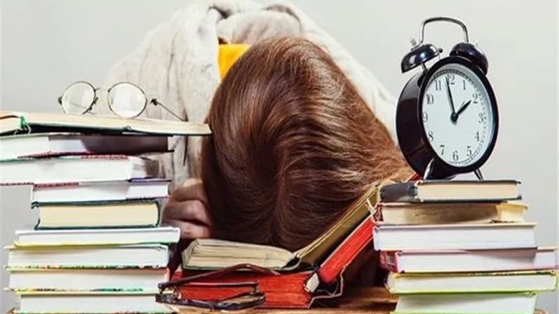 كيف يتغلب طلاب الثانوية العامة على الأحاسيس السلبية الزائفة