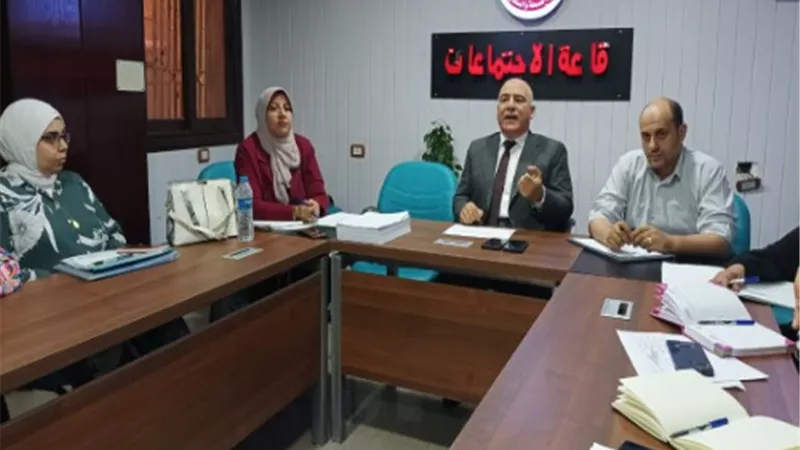 وكيل وزارة الصحة بالقليوبية يناقش آلية تنفيذ حملة 