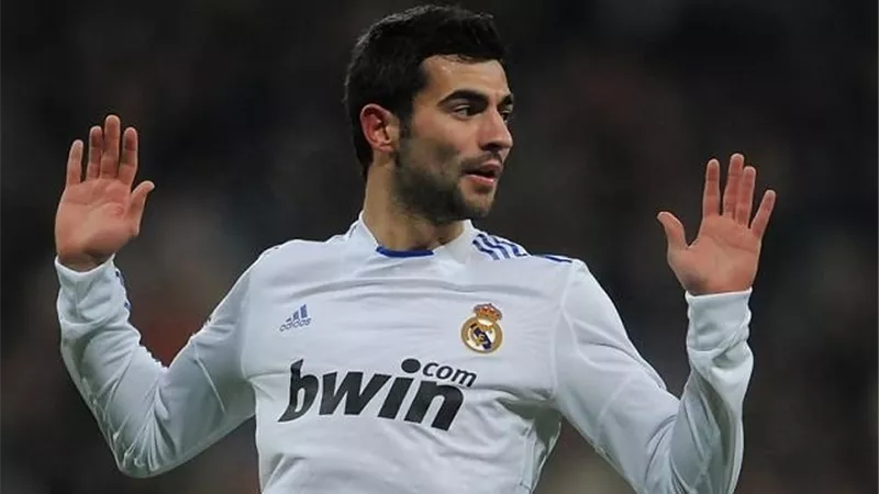 لأول مرة.. راؤول ألبيول يكشف سبب رحيله عن ريال مدريد