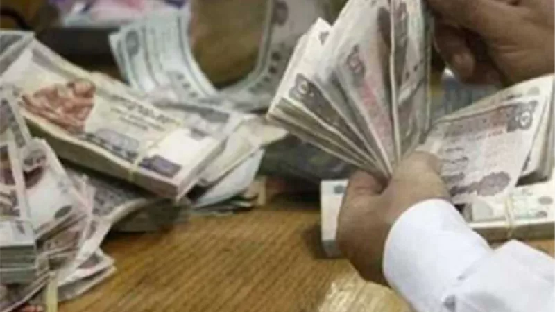 الوزراء: زيادة في تعويضات العاملين لـ18.1% ورفع الحد الأدني للأجور