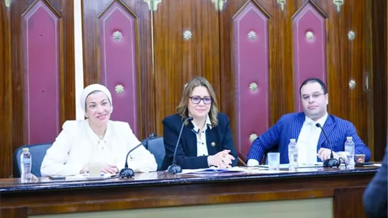 وزيرة البيئة: لأول مرة 600 مليون جنيه إيرادات المحميات