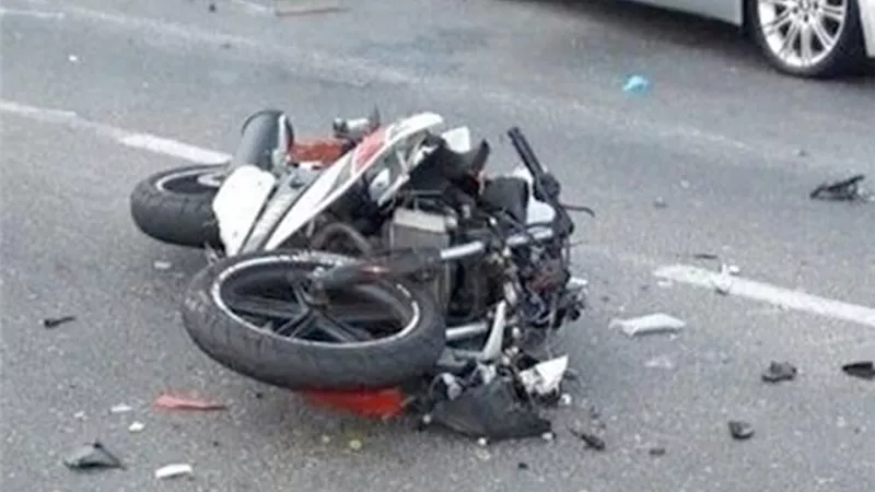 إصابة أحد المراقبين بلجان الثانوية أثرأنقلاب موتوسيكل فى الدقهلية