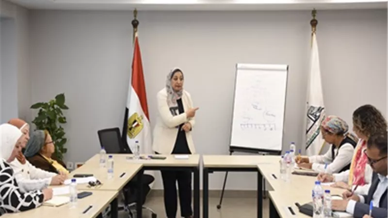 جامعة عين شمس تبحث إنشاء مركز الفرانكفونية