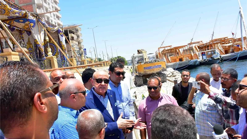 انطلاق العمل فى واجهة الأقصر الجنوبية بطول 1260 متر لخدمة السياحة