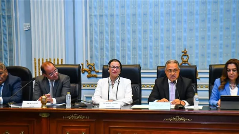 وزيرة البيئة: أخيرًا صدرت تعريفة تحويل الحمأة وغازات المدافن إلى طاقة