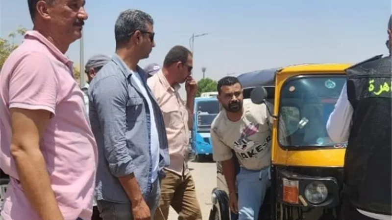 جهاز بدر يشن حملة شرسة ويضبط 10 تكاتك و2 تروسيكل بالتعاون مع المرور