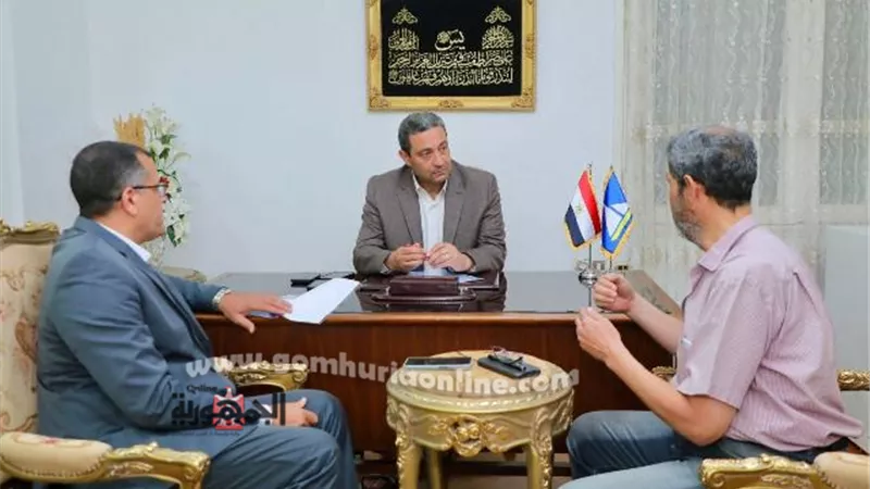 محافظ دمياط إعتمد نتيجة الإعدادية وهنأ الأوائل تليفونيا