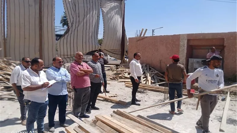 إزالة 948 حالة تعد على الاراضي الزراعيه وأملاك الدولة بالمنيا