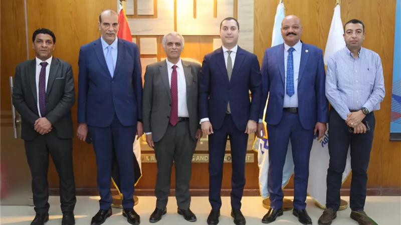 أنشاء مكتب توثيق الخارجية بالغرفة التجارية بكفر الشيخ