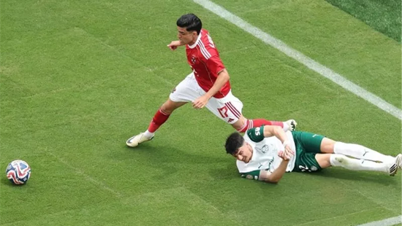 مدير الكرة بالأهلي: المنظومة يجب أن تكون جماعية.. وبن شرقي كأن الأفضل