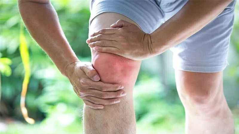 عادات خاطئة تسبب التهاب المفاصل.. احذرها لحماية نفسك
