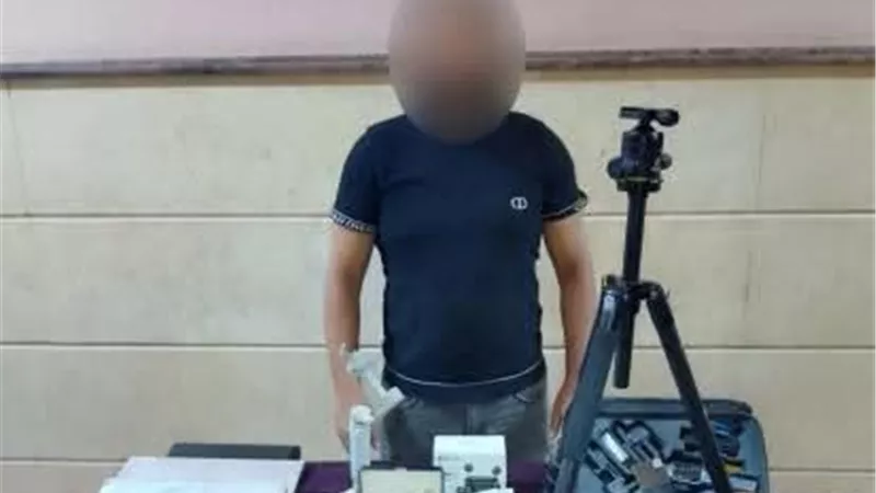 ضبط صانع محتوى بالمنوفية لتصويره مقاطع فيديو خادشة للحياء وبثها