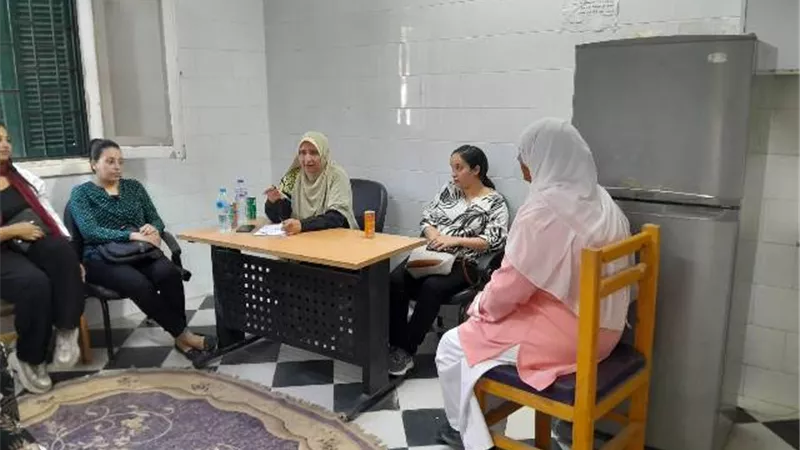 وحدة السكان بالأقصر تشارك فى القافلة الطبية بقرية الطارف