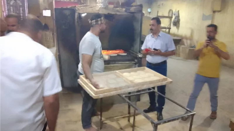 محافظ أسيوط يوجه بتكثيف الحملات التموينية لضبط الأسواق