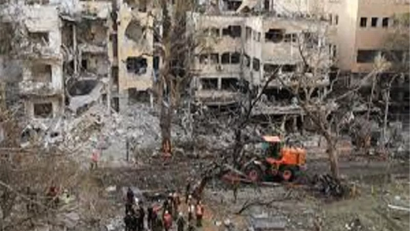 ارتفاع عدد المصابين جراء سقوط صاروخ إيراني على حيفا إلى 45