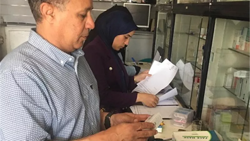 تموين الإسماعيلية وهيئة الدواء تضبطان صيدليات مخالفة