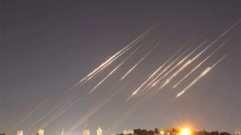 الجيش الإسرائيلي: رصدنا إطلاق صواريخ من إيران تجاه الأراضي الإسرائيلية